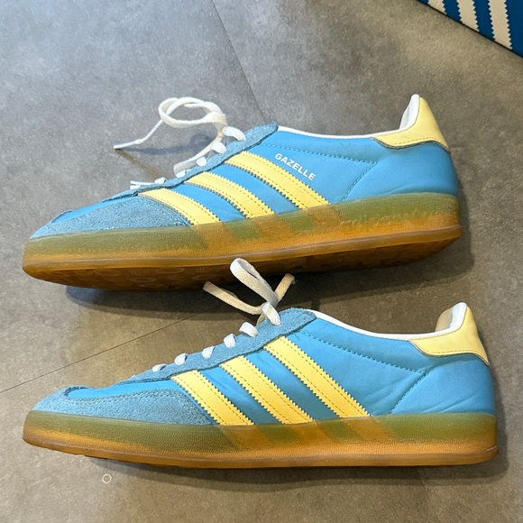 Adidas Gazelle Light Blue and Yellow Sneakers - Picture 4 of 9